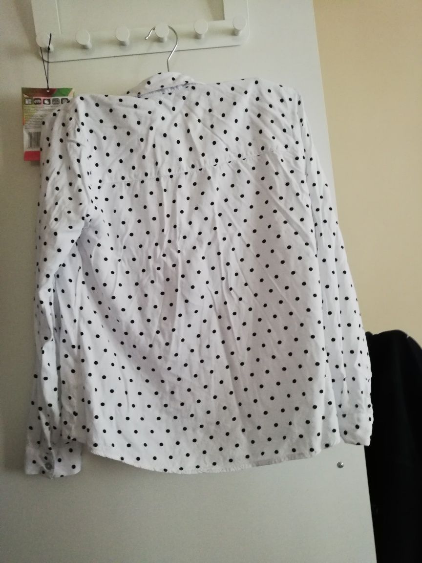 Biała koszula w czarne kropki Cropp