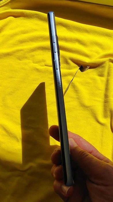 Продам Дисплей с Рамкой для Motorola Edge 50 Fusion XT2429 Original