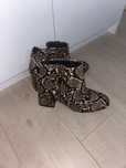 Buty Botki stradivarius