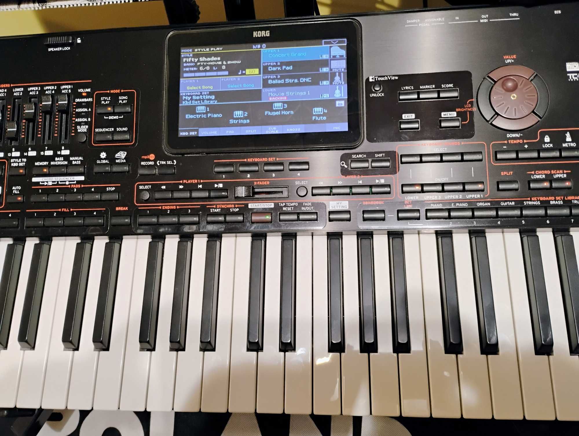 KORG PA4X 76 kl. z kartą adp + EC5