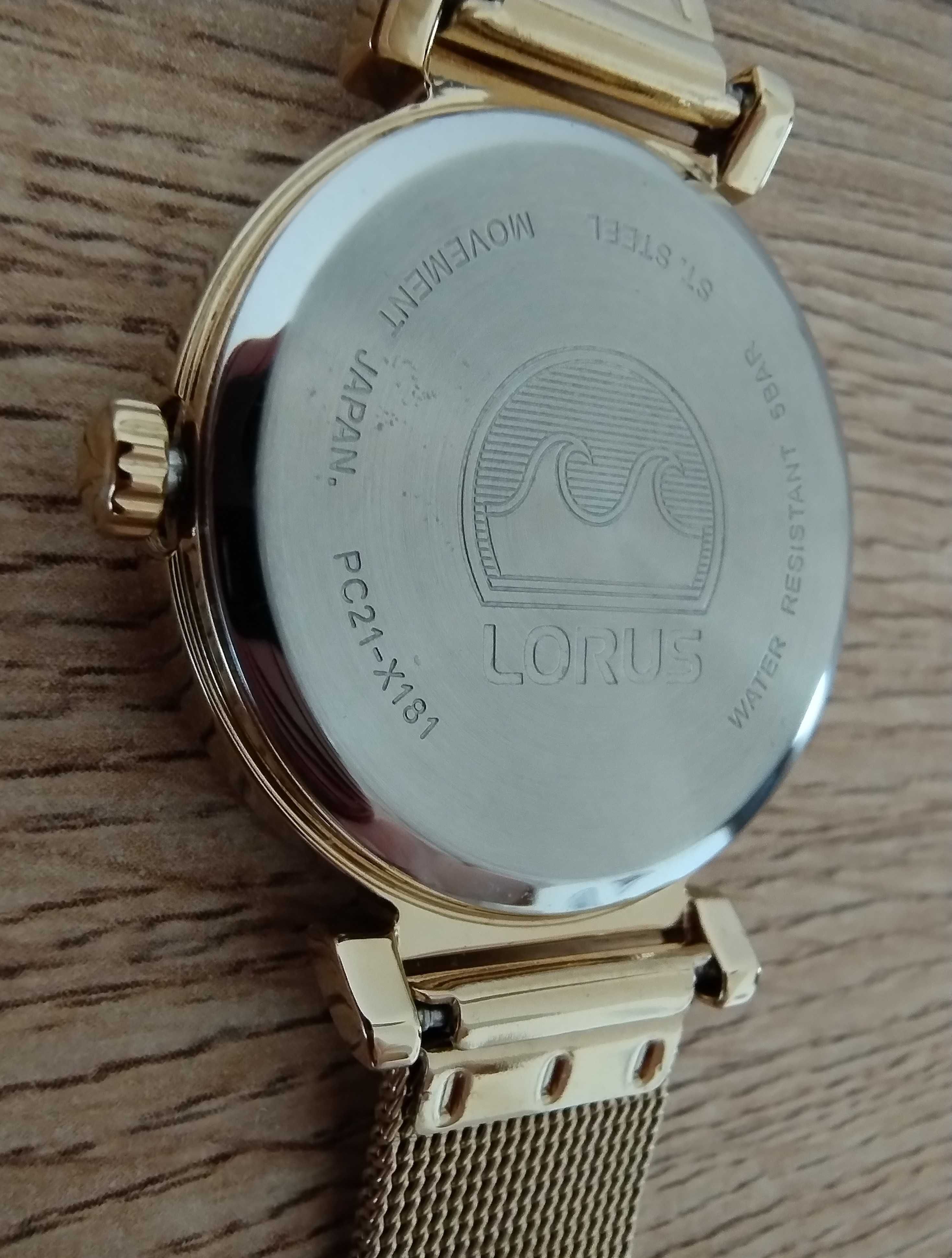 Zegarek Lorus RG208RX9, Złoty,bransoletka, koperta okrągła 32mm, 5ATM.