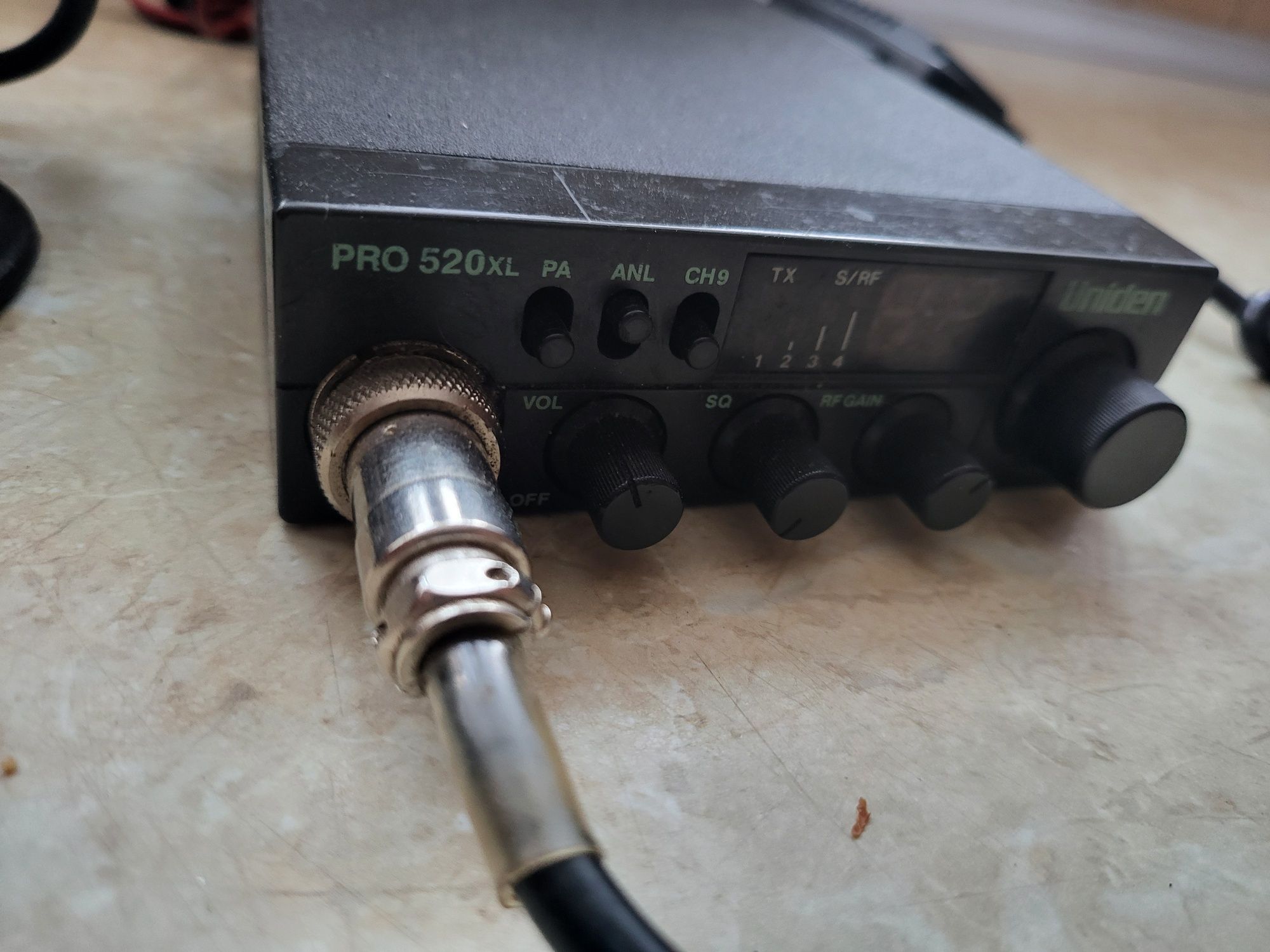 Cb radio uniden z antena