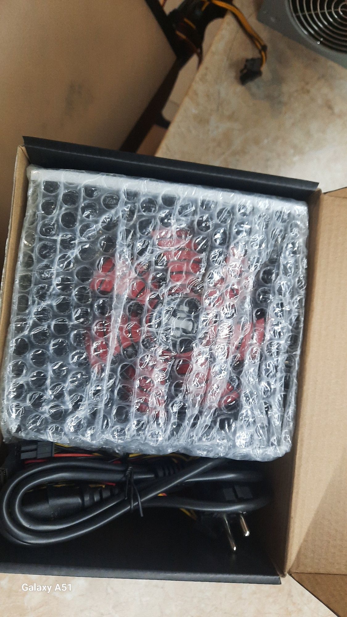 Блок живлення Chieftec 400W   xilence 400W