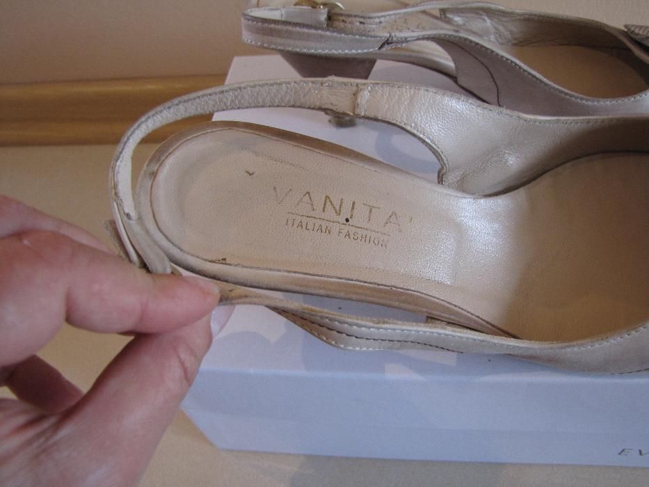 Sandałki Vanita ze skóry