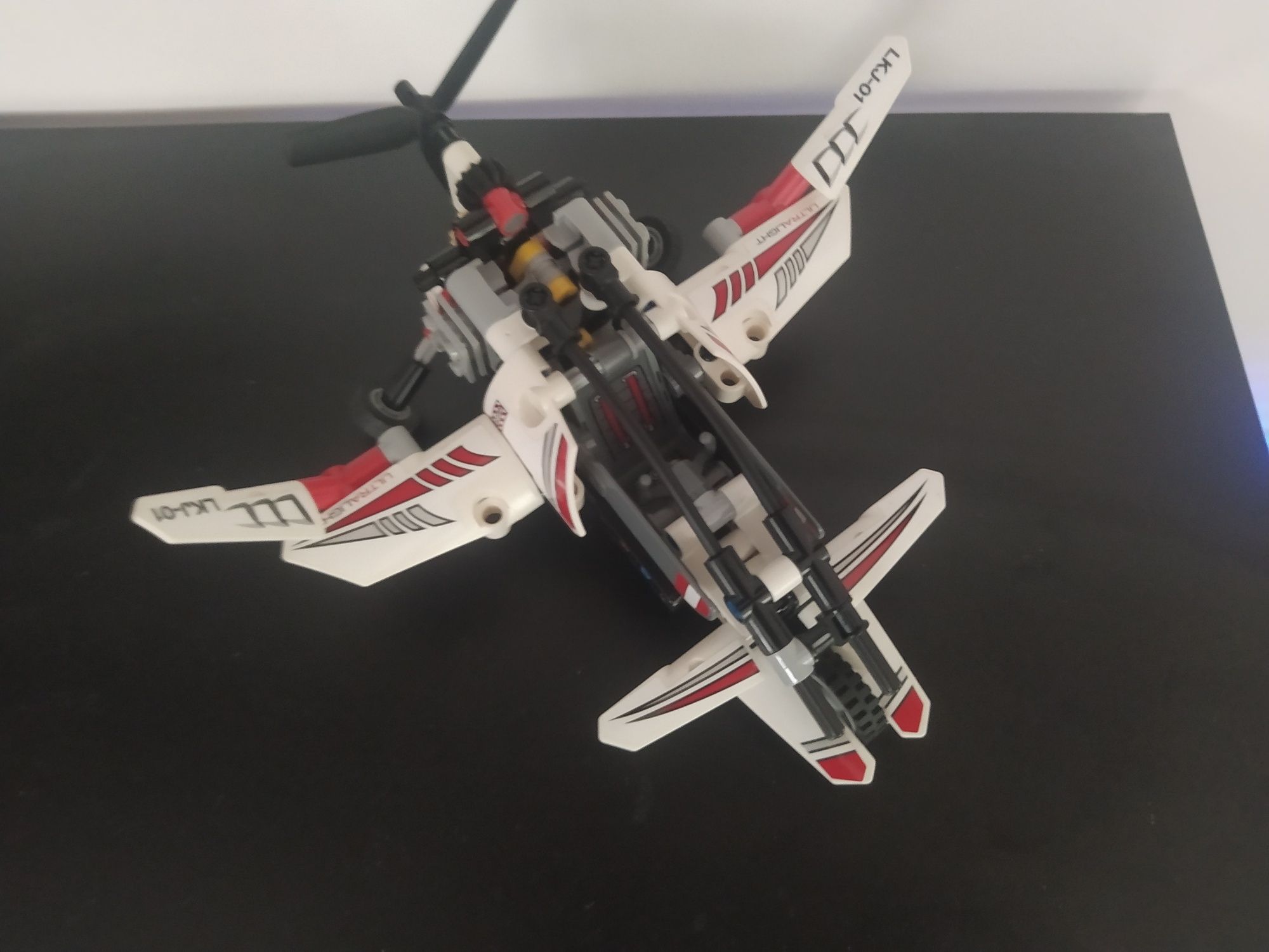 Lego 42057 ultralekki samolot