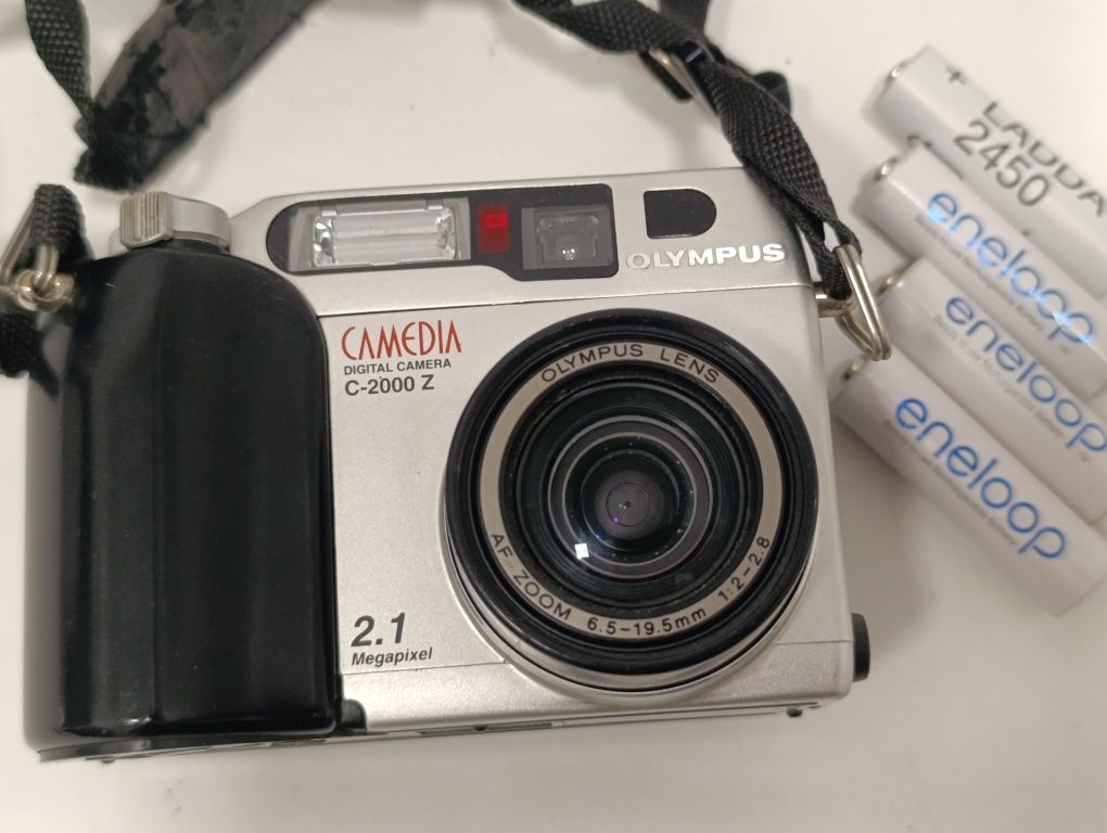 Aparat cyfrowy OLYMPUS C-2000 2mp f/2.0 MANUAL vintage retro CCD 100%