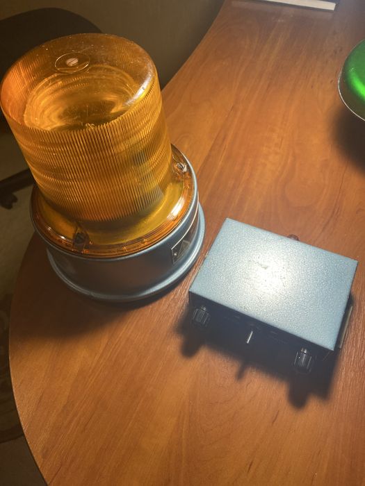 Светосигнальный импульсный маяк СИМ3-1(пульт,лампы),хранение,новое