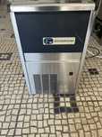 Maquina fazer gelo NTF