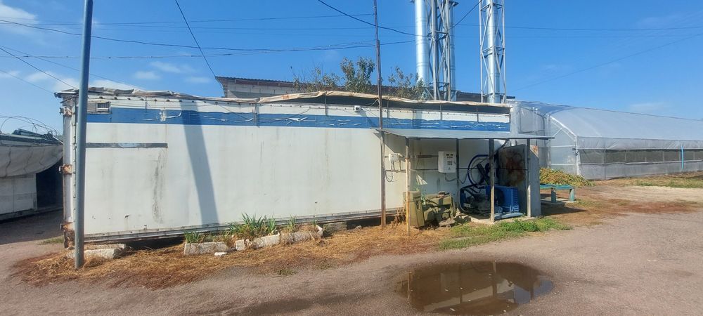 Продам морозильну камеру