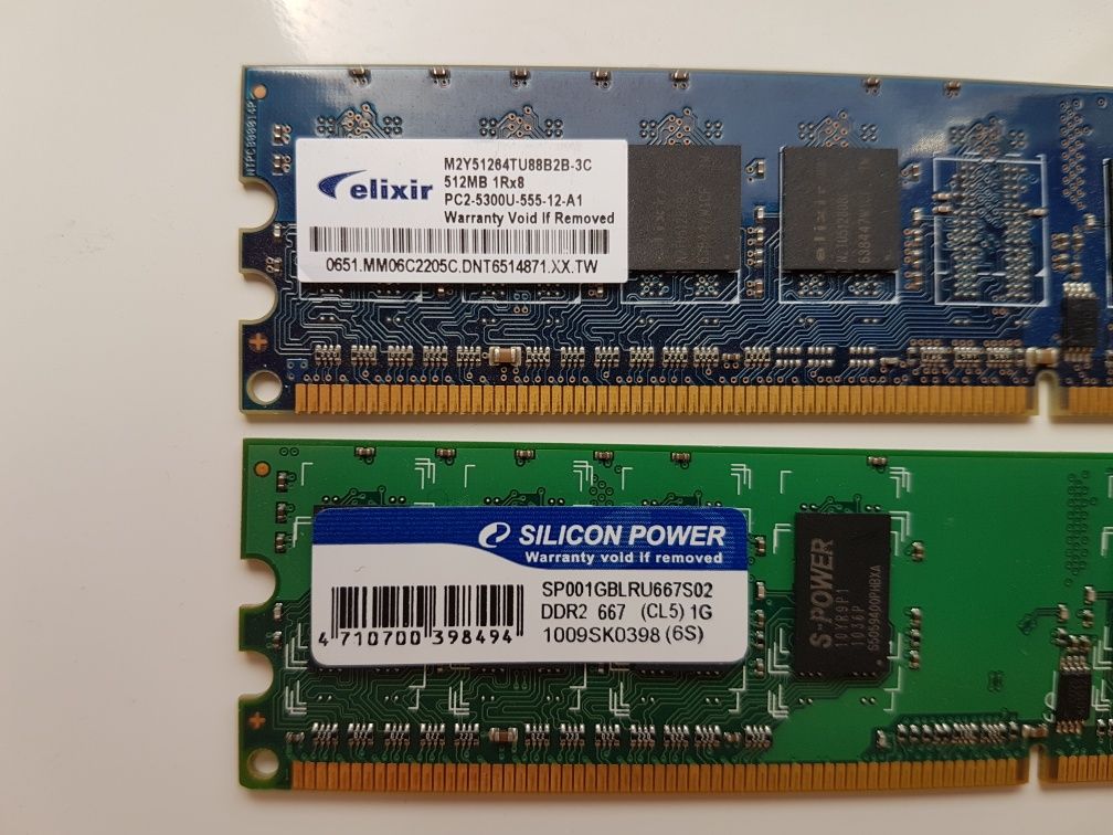 Оперативная память DDR2 SDRAM 1 Gb + 512 Mb - (DDR 2) Цена за все!