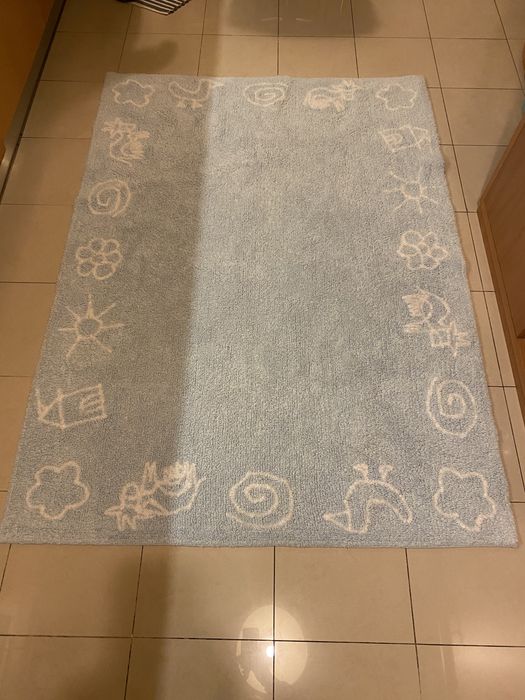 Candeeiros e tapete para Quarto bebe