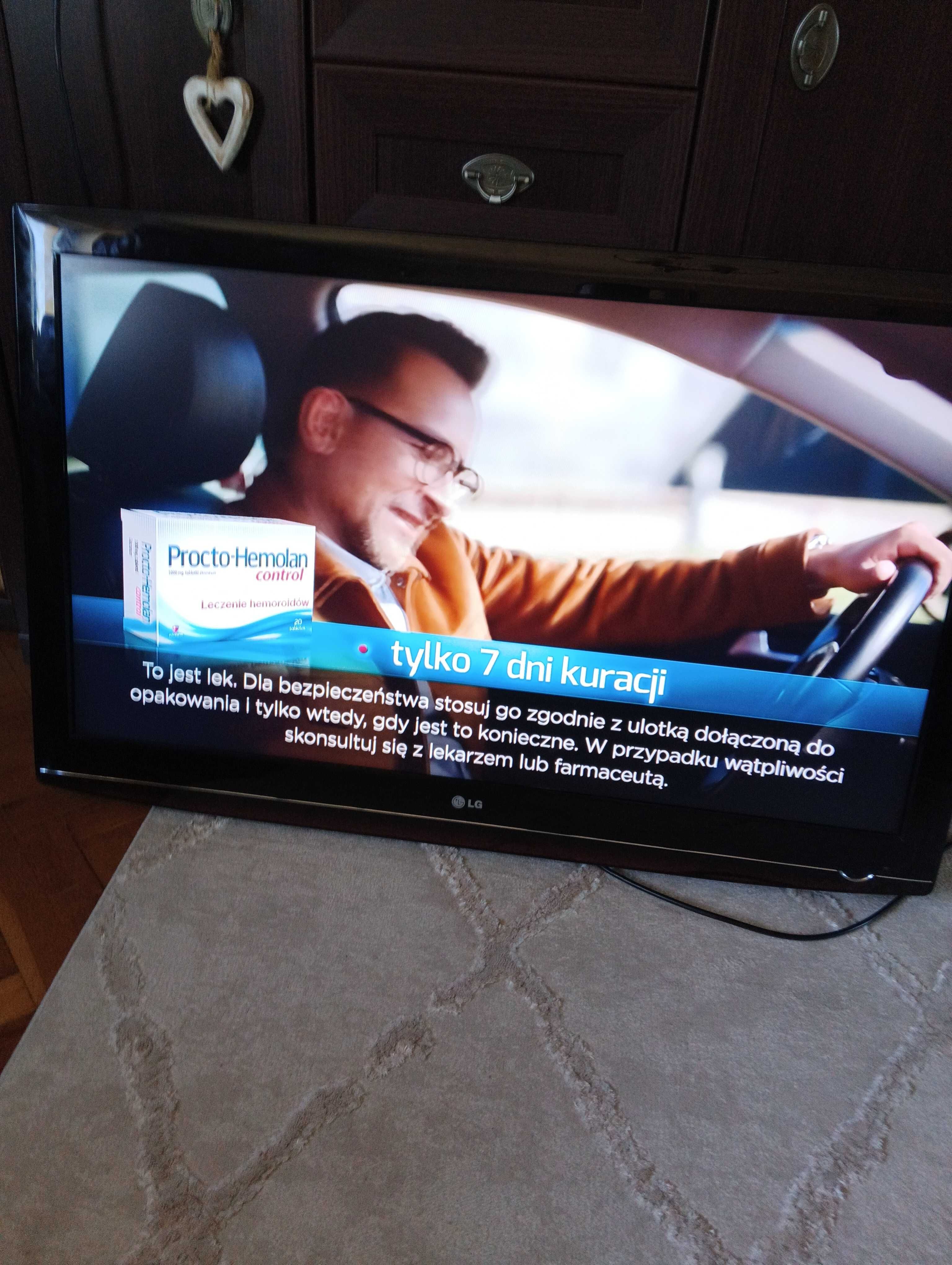 Telewizor LG Telewizor 47" LCD LG 47LG5010 (Full HD, 3 HDMI, czarny)