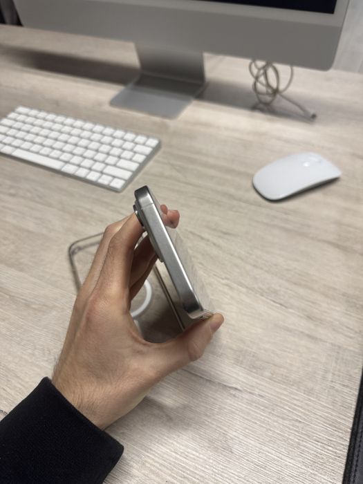 Apple iPhone 15 Pro Max 256GB SIM White Titanium магазин / гарантія