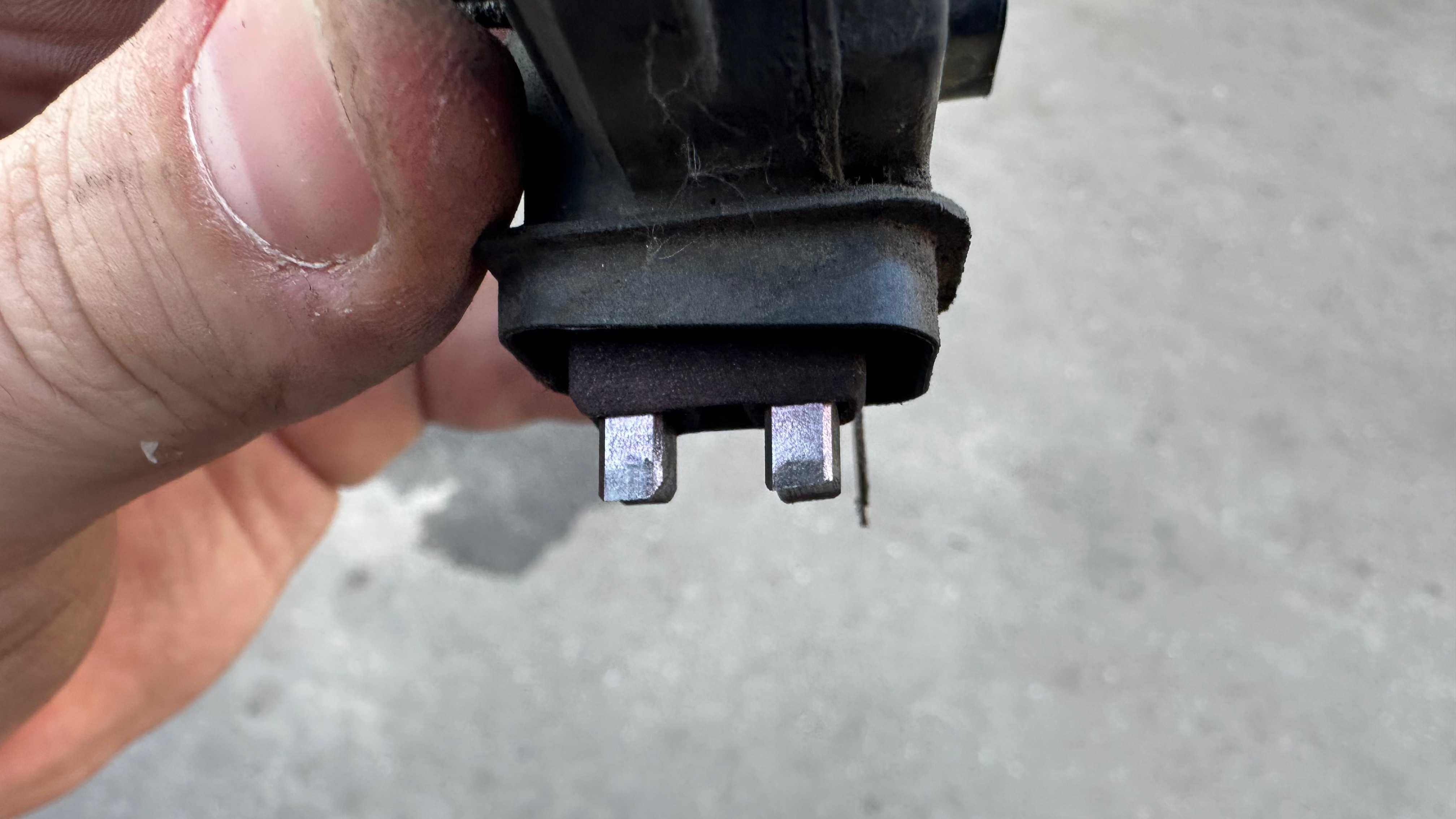 Генератор 100А на Opel Corsa D (Z14XEP) 13222930 ZY, Bosch 0124325171