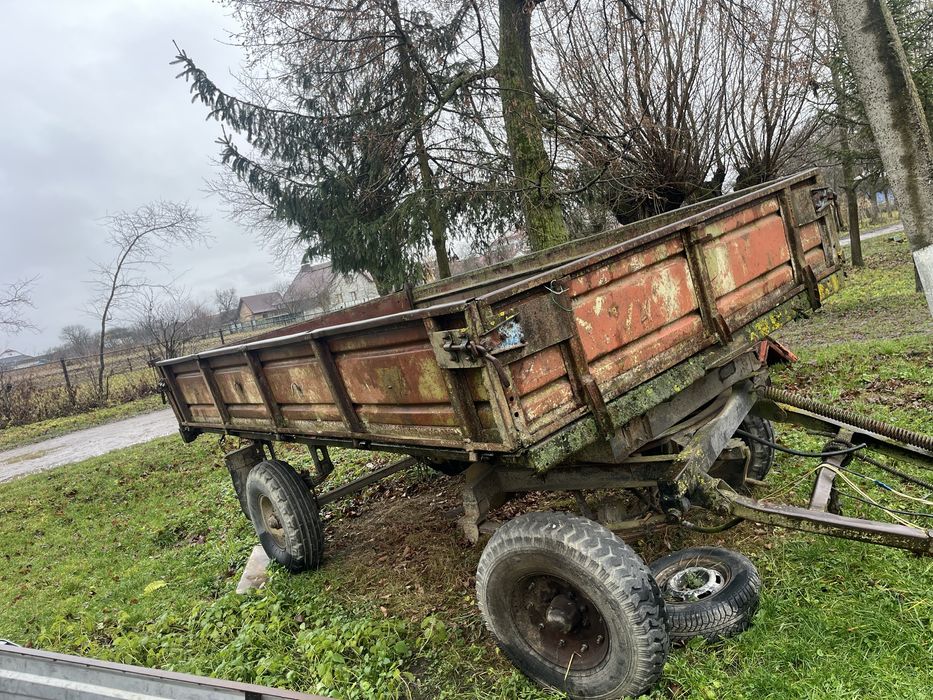 Причіп тракторний