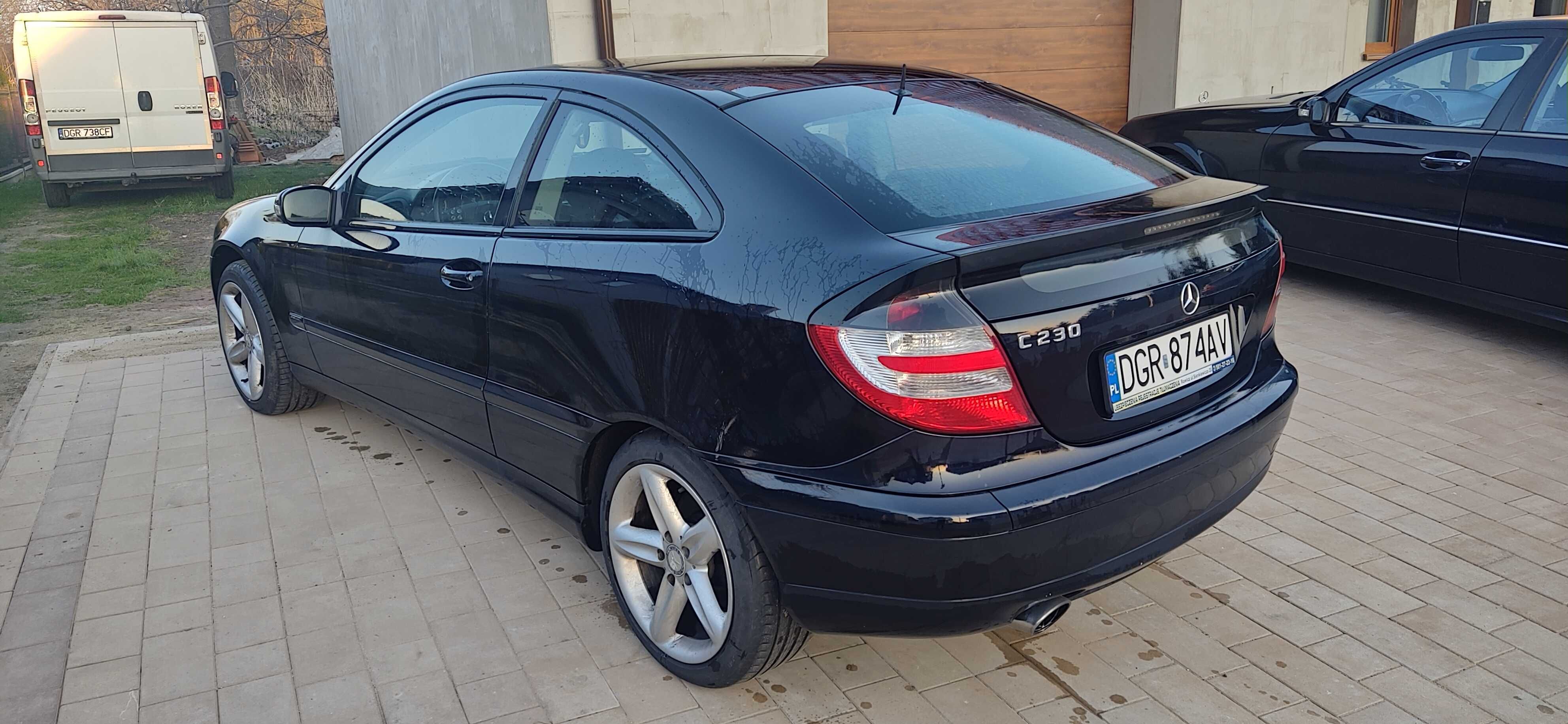 Mercedes-Benz - Coupe - 204km - Automat 7g - Lift - Zadbany