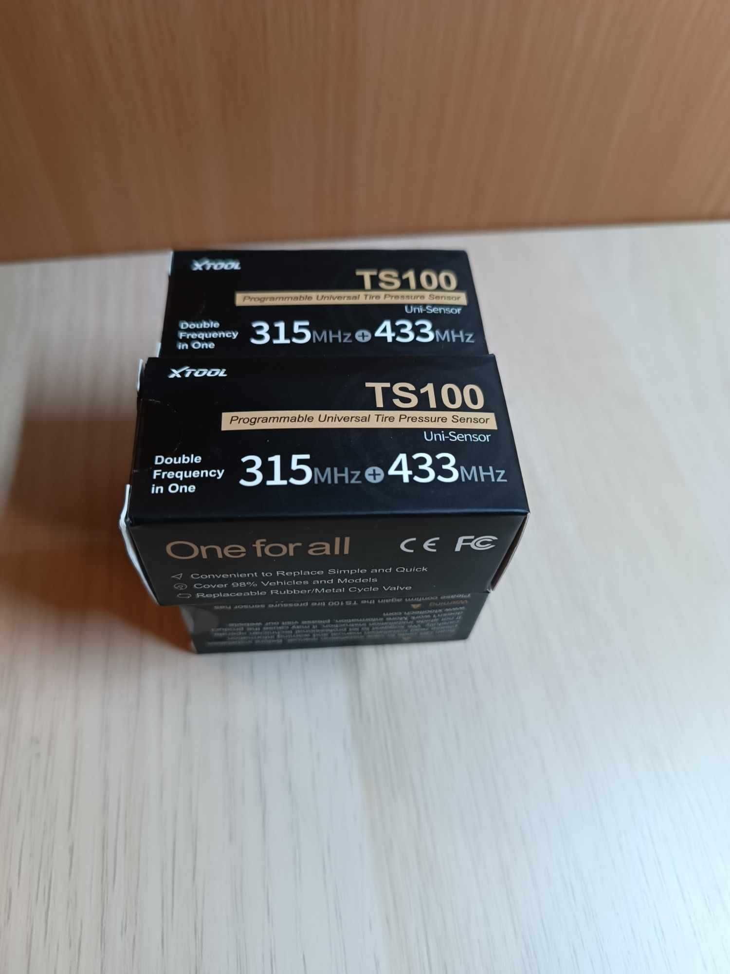 Uniwersalny czujnik ciśnienia w oponach TPMS. 315MHz i 415MHz