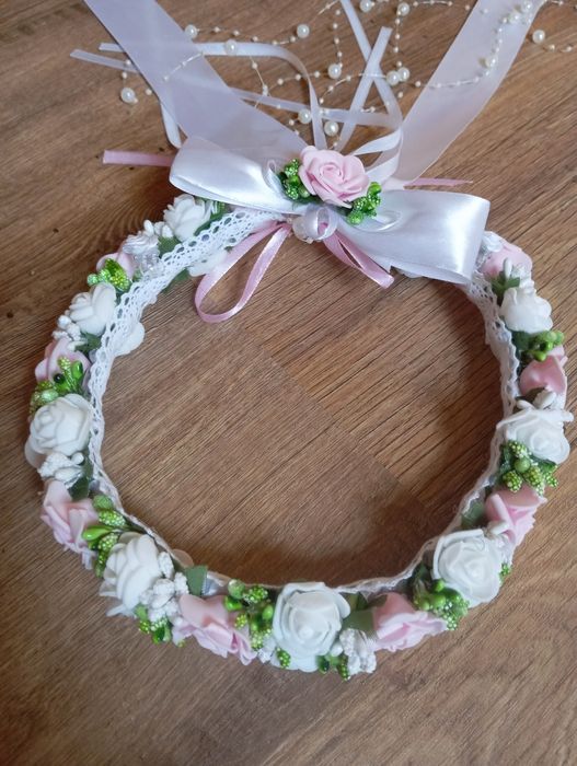 Wianek komunijny plus  dodatki