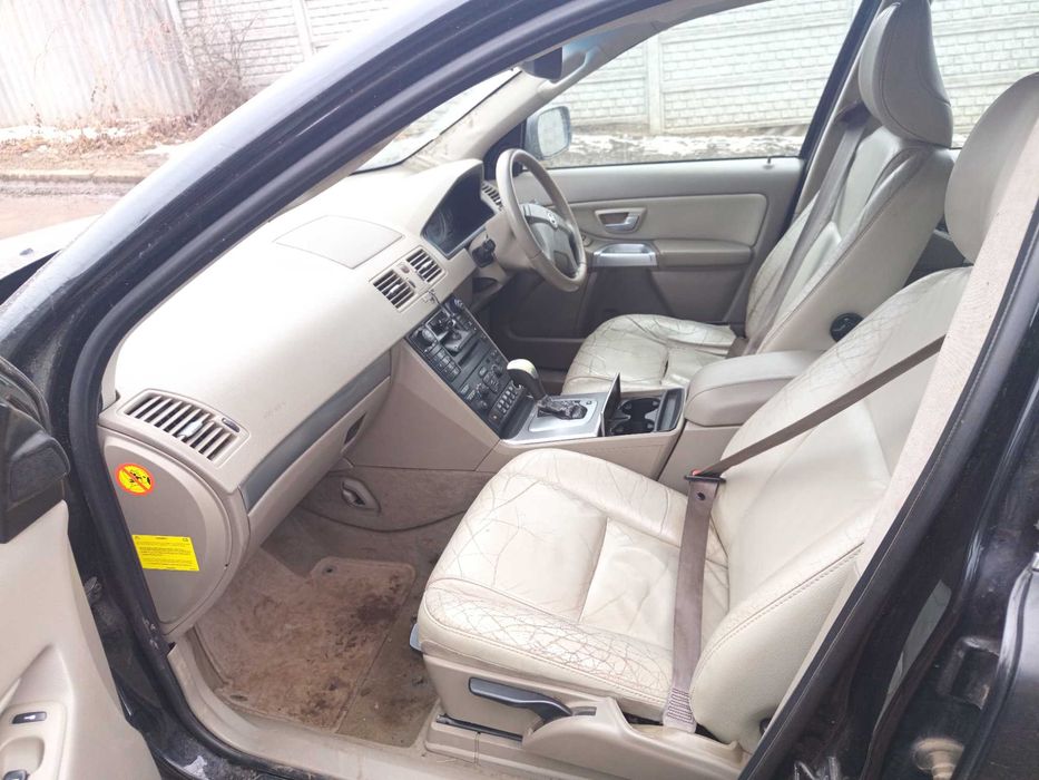 Volvo xc90 2.4 дизель  2005 года