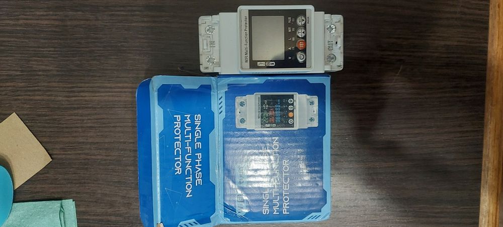 Защитное реле от перепадов напряж ETEK  смарт wifi