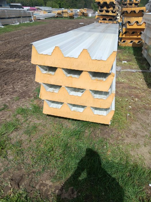 Płyty warstwowe. W 1 oraz 2 gatunku.