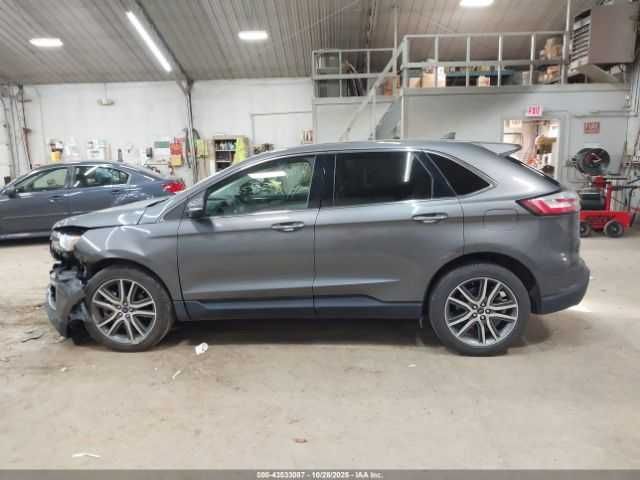 Ford Edge Titanium 2022