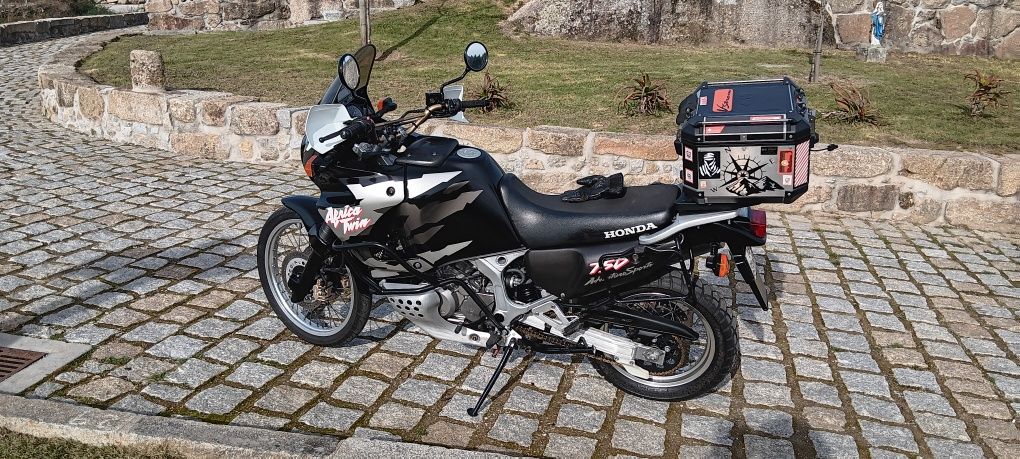 XRV 750 Africa twin RD07A