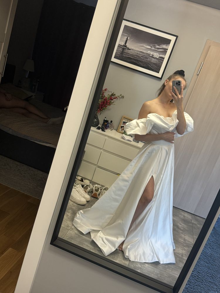 Suknia slubna biala