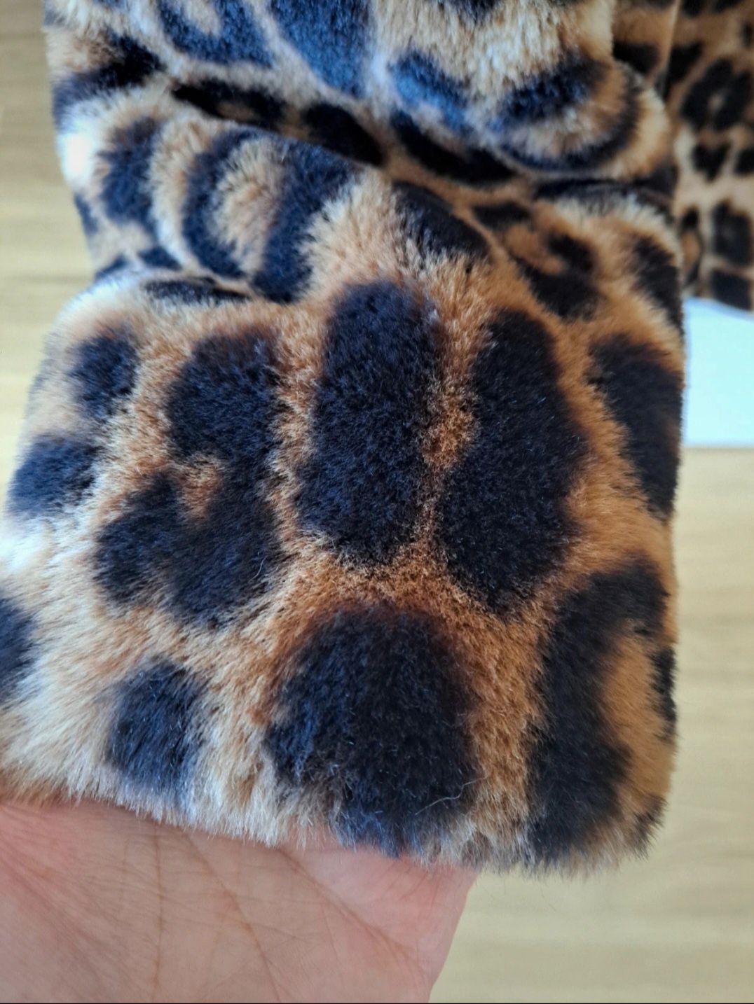 Casaco de pelinho tigresa tamanho s