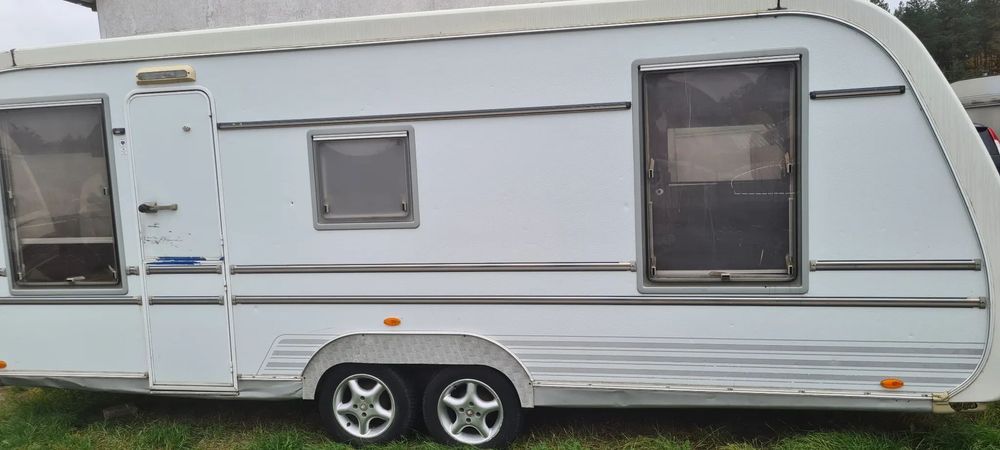 Tabbert Princess  2001r..Zarejstrowana 2osiowa,hamulec najazdowy.stabilizator jazdy.