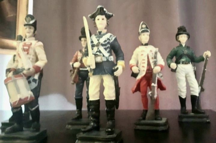 Lote colecao de 9 Estatueta Resina soldados chumbo de Napoleáo