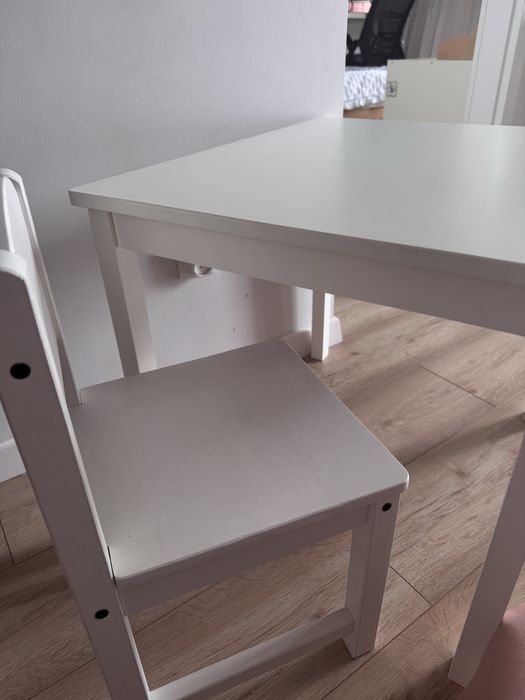 Stolik KRITTER + krzeselko SUNDVIK