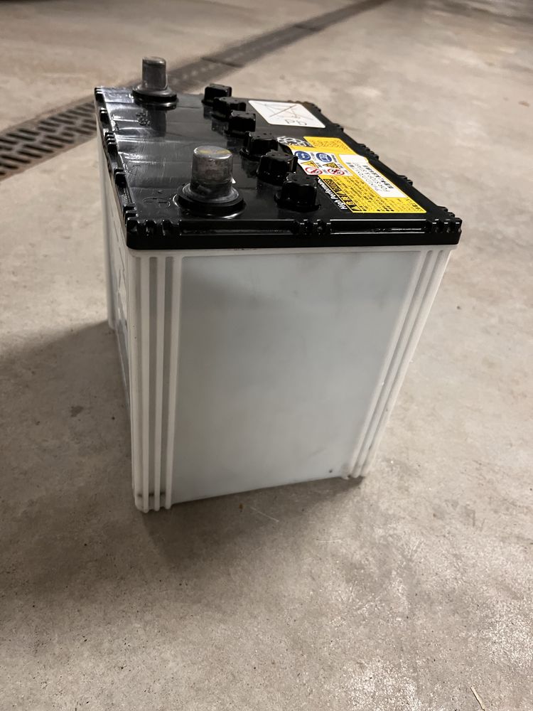 Akumulator Yuasa:12V,  65Ah, 520A, start-stop