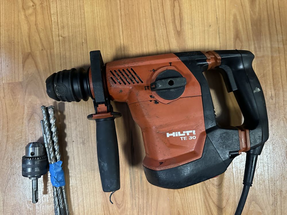 Młotowiertarka Hilti Te30 AVR-ATC Zestaw Dłuta