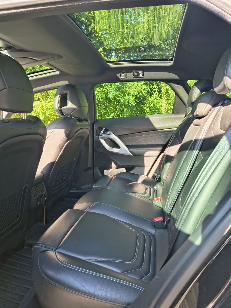 Auto osobowe DS 5