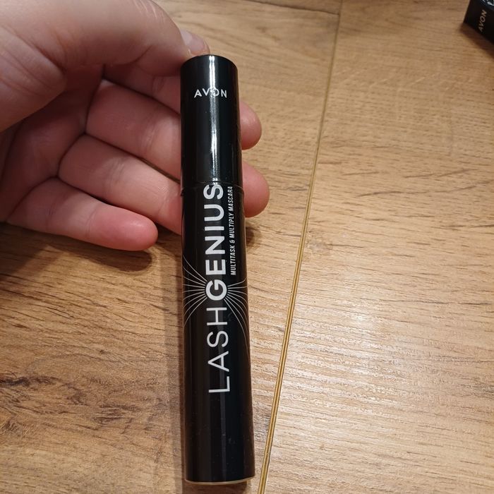 tusz do rzęs lash geniusz blackest black avon
