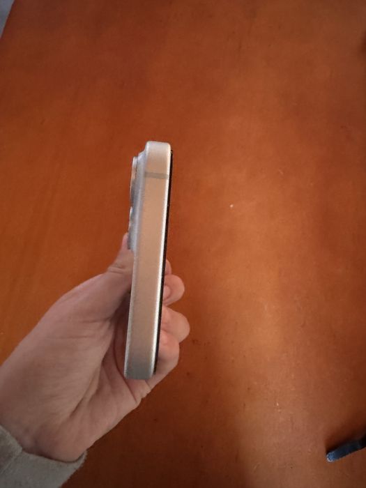 iphone 15 em bom estado