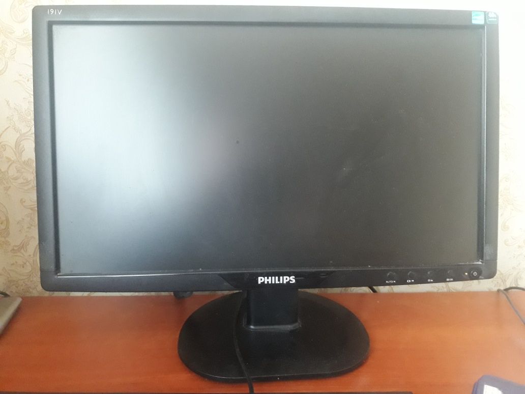 Продам монитор philips 191v 19