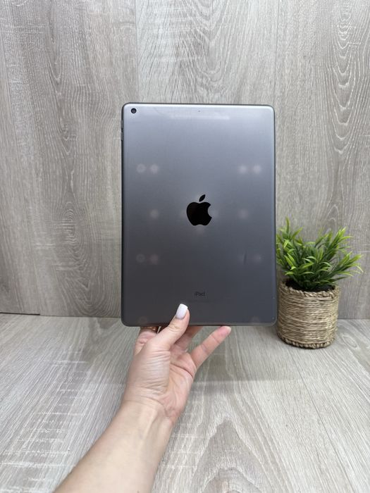 iPad 7 (2019), 32 GB, Wi-Fi