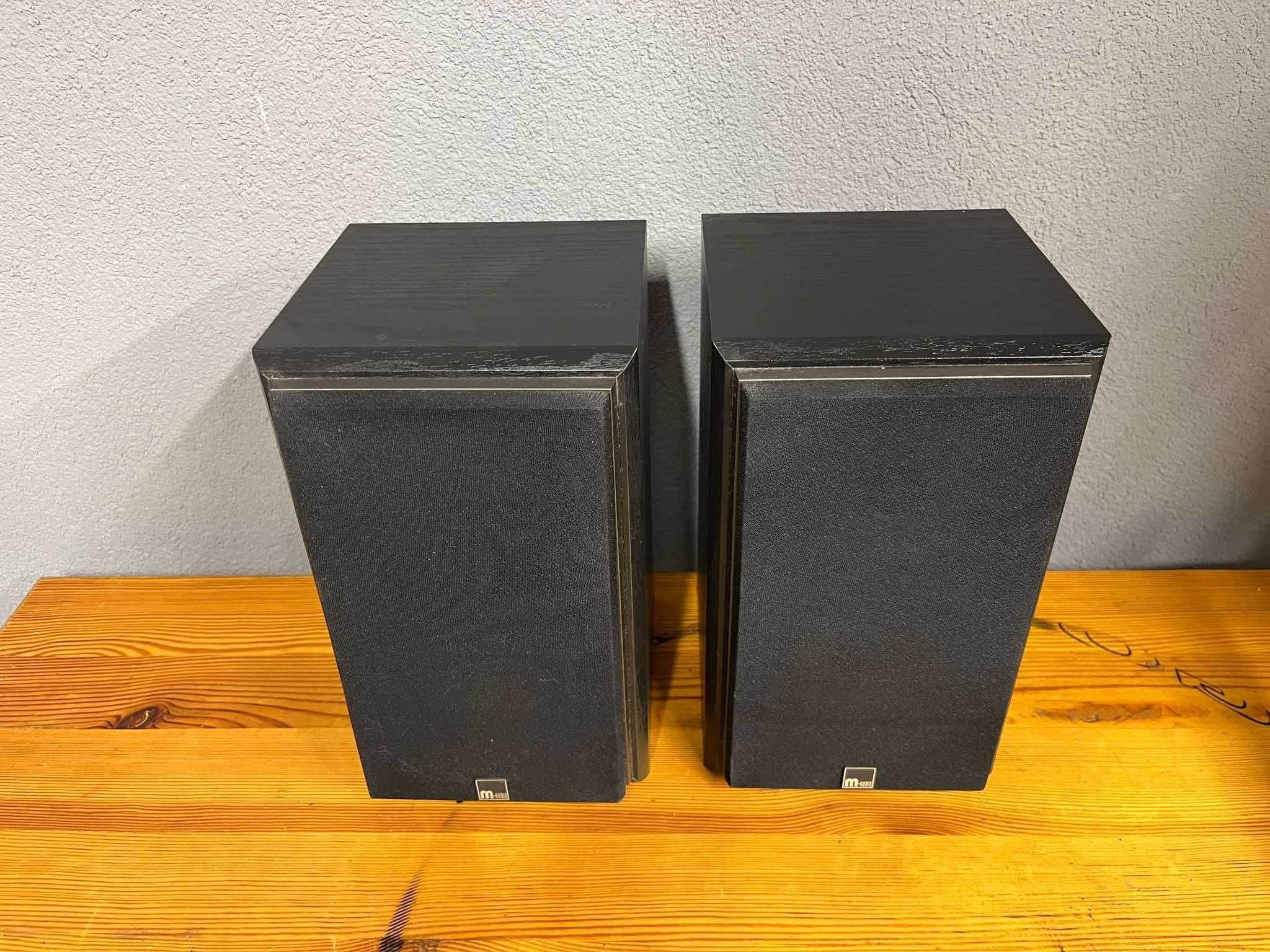 Kolumny Surroundy M-Audio HTS 700