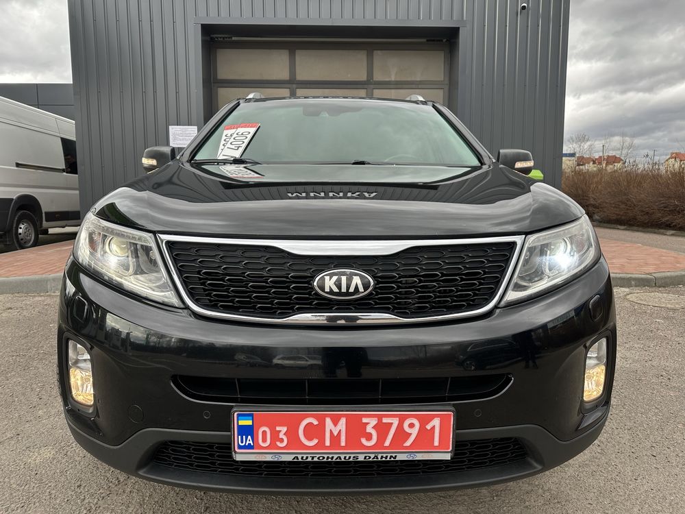 Продам Kia Sorento 2013 року на автоматі