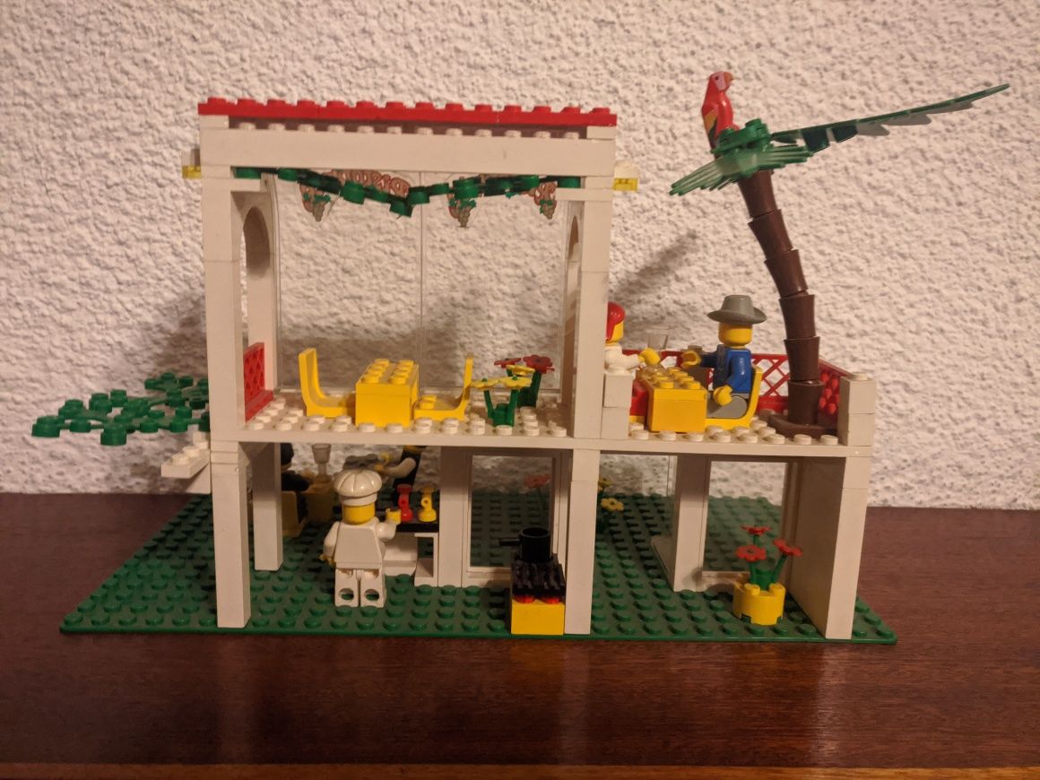 Casas Lego com 50 anos