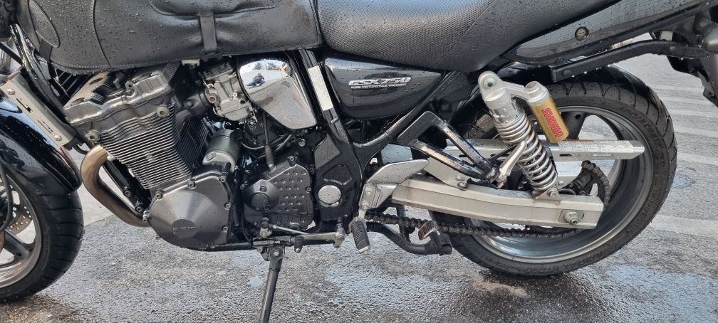 Vendo suzuky gsx 750