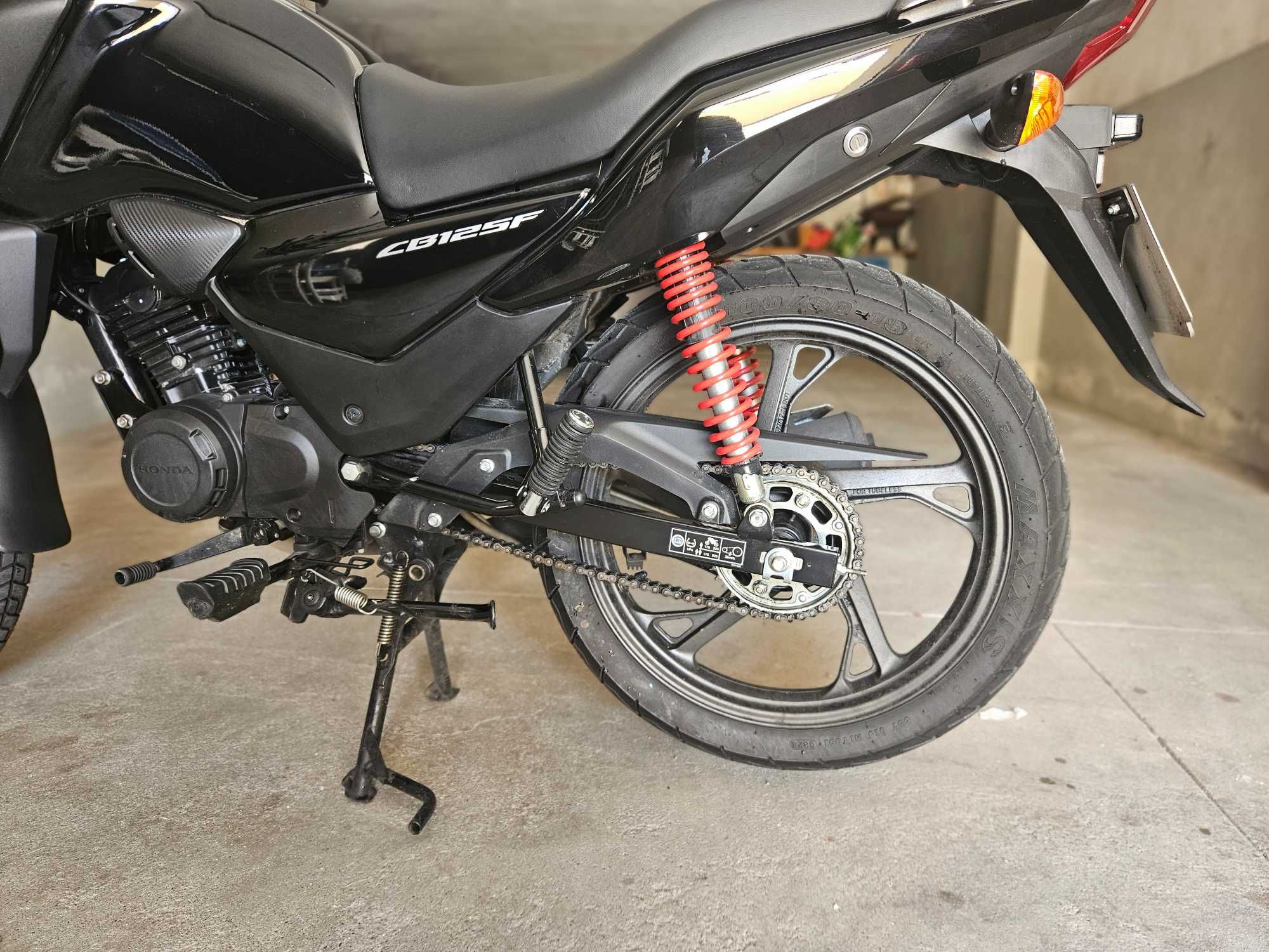 Honda CB125F 2024