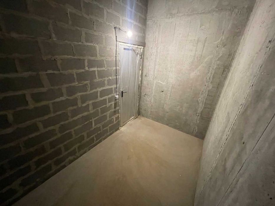 Комора ЖК Варшавський 2 оренда