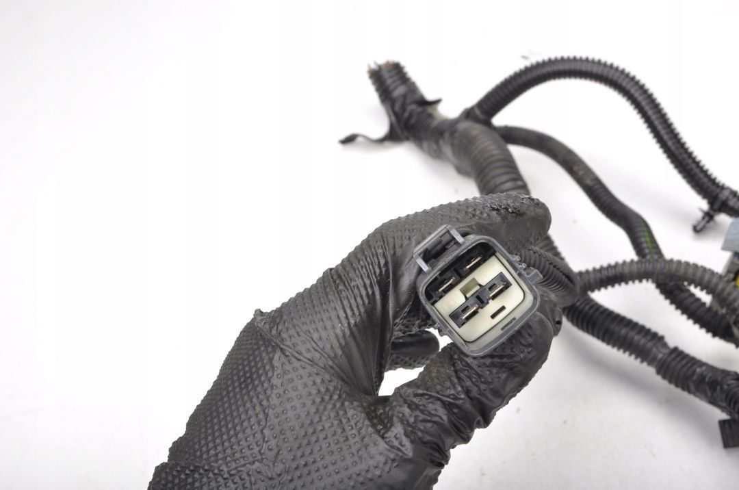 KUGA II MK2 WIĄZKA ELEKTRYCZNA Z LEWEJ PODŁUŻNICY