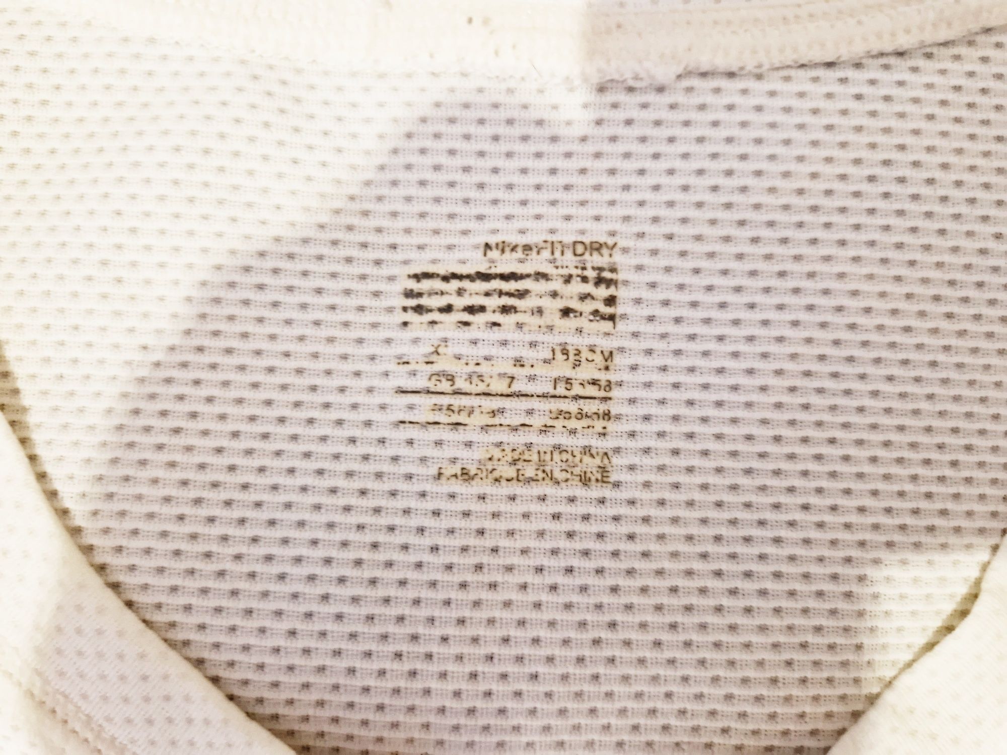 2 T-shirts sem manga novos xxl Nike
Apenas 5 eur pelo conjunto de dois