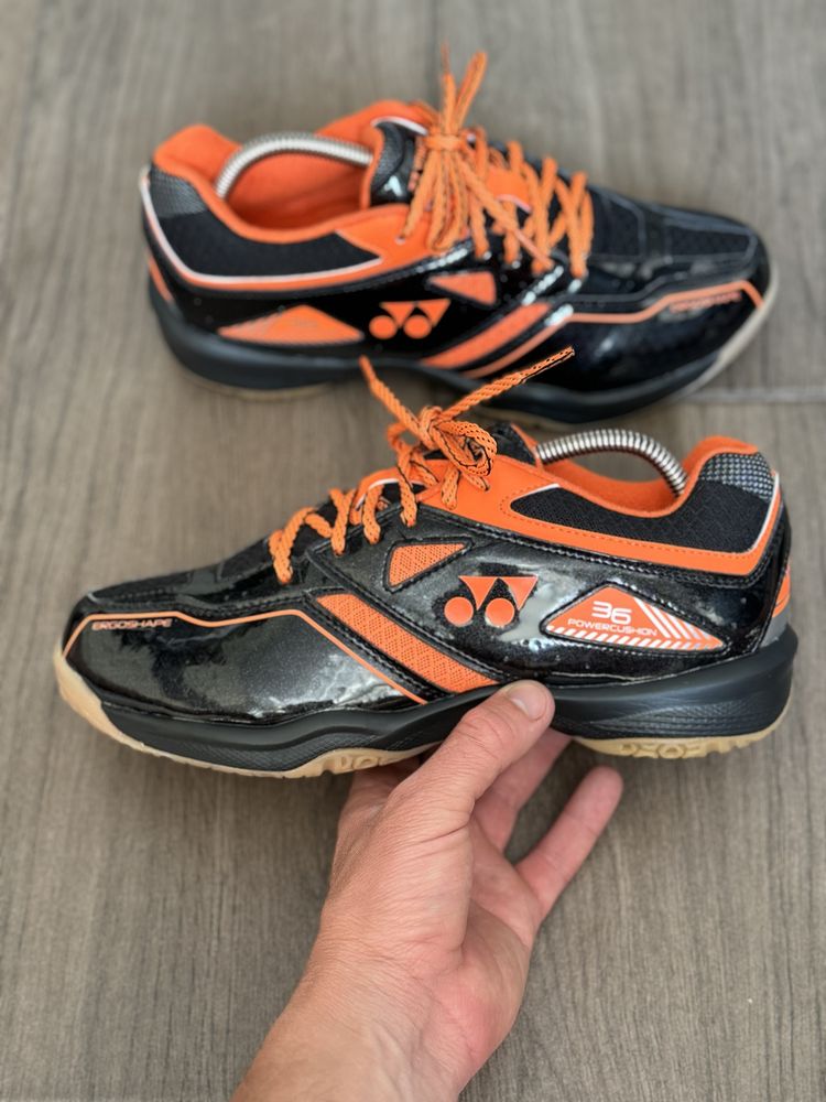 Кроссовки YONEX Power Cushion 40 25.5 см