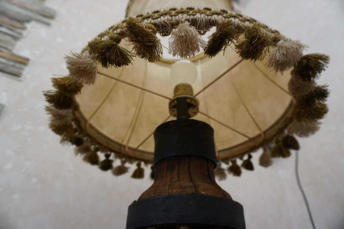 Lampa Stylowa z Piasty Drewnianego Koła Wozu ( d-960 )