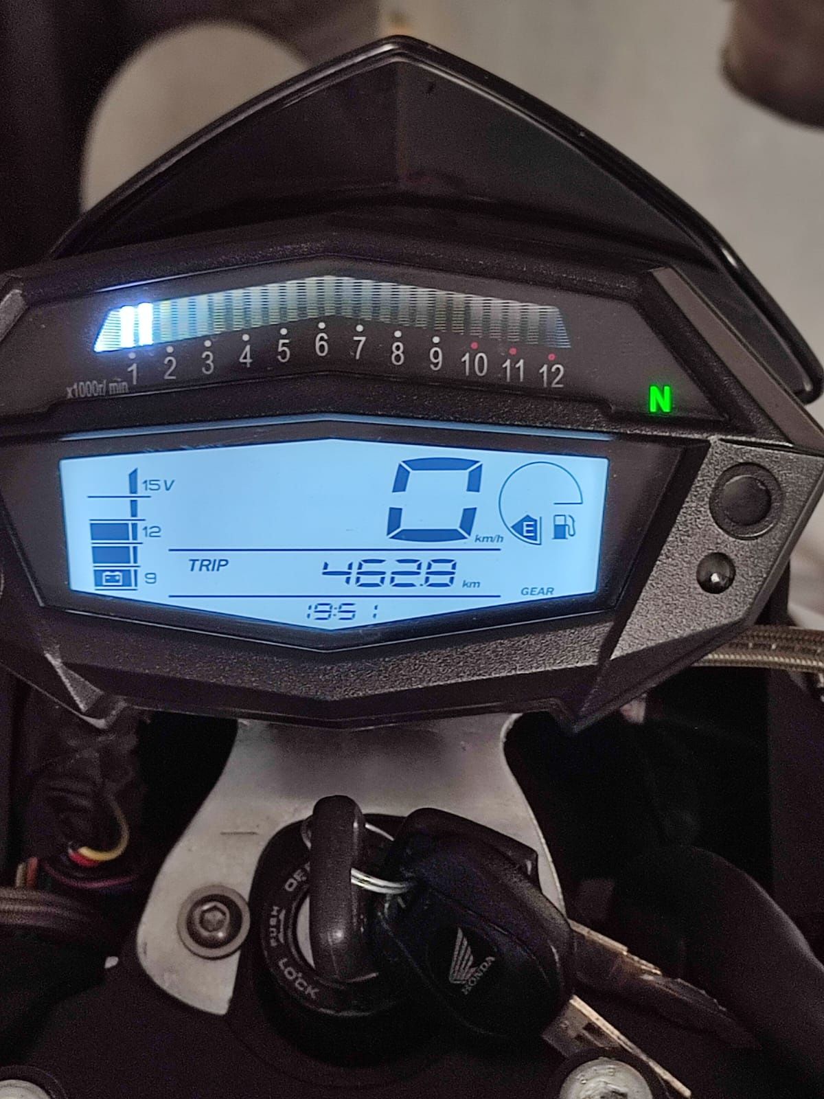 Motocykl Honda VFR 800 F